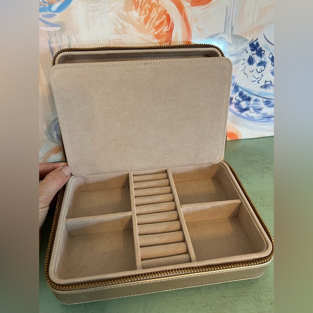 Kendra Scott Rose Gold Medium Jewelry Case